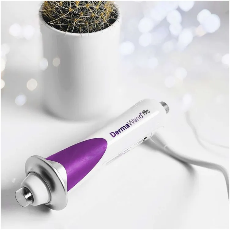 Mikrostrujni uređaj za negu kože DermaWand PRO