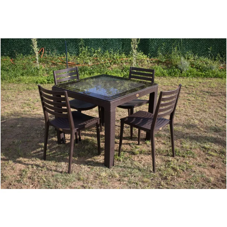 Baštenski set ZARA 4 stolice i sto sa staklom 90x90  Braon 