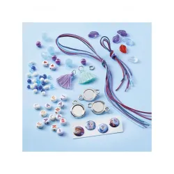 Pravljenje Dizni Frozen narukvica sa slovima, privescima i perlama, 4 narukvice.  Dimenzije pakovanja: 19 x 16 x 3 cm