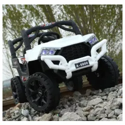 Džip za decu na akumulator 297 Beli 